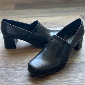 NWT Black Franco Sarto Shoes with 2” heels Size 8